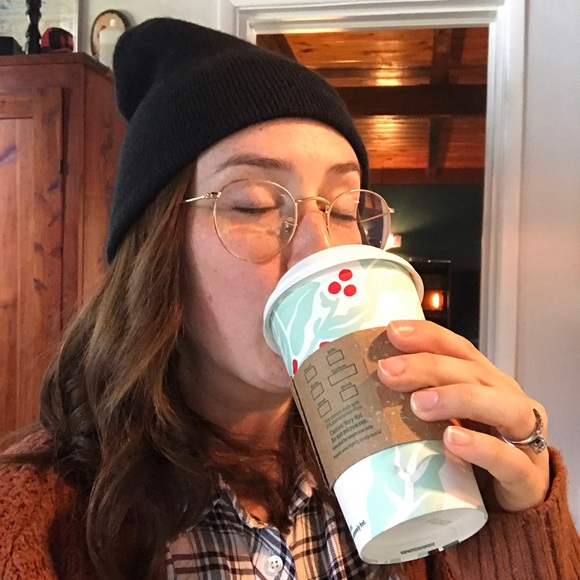 Meet your Posher, Ava - Picture 5 of 8